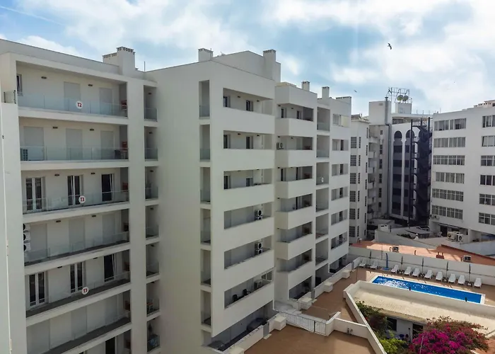 Caravelas 2-bedroom With Pool - 50m From The