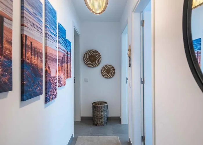 Caravelas 2-bedroom With Pool - 50m From The Armação de Pêra