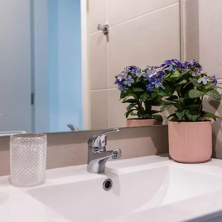 Caravelas 2-bedroom With Pool - 50m From The Armação de Pêra