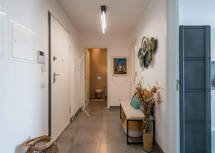 Apartment Caravelas 2-bedroom With Pool - 50m From The